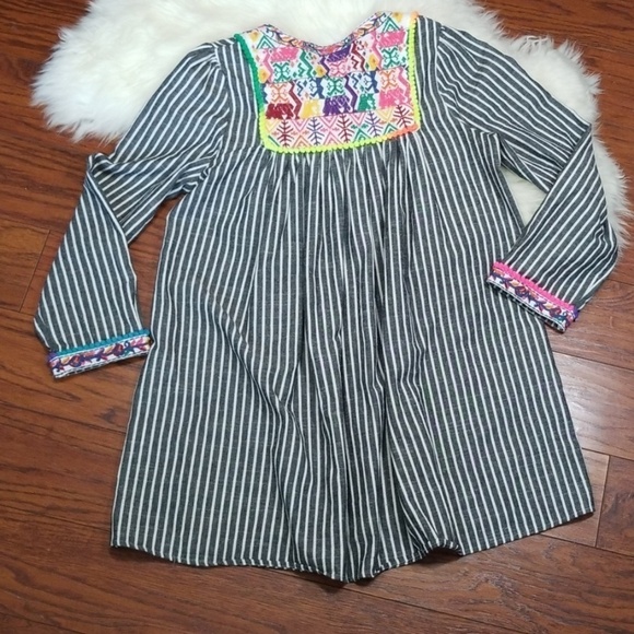 Velzera Pompom Tunic - Picture 2 of 8